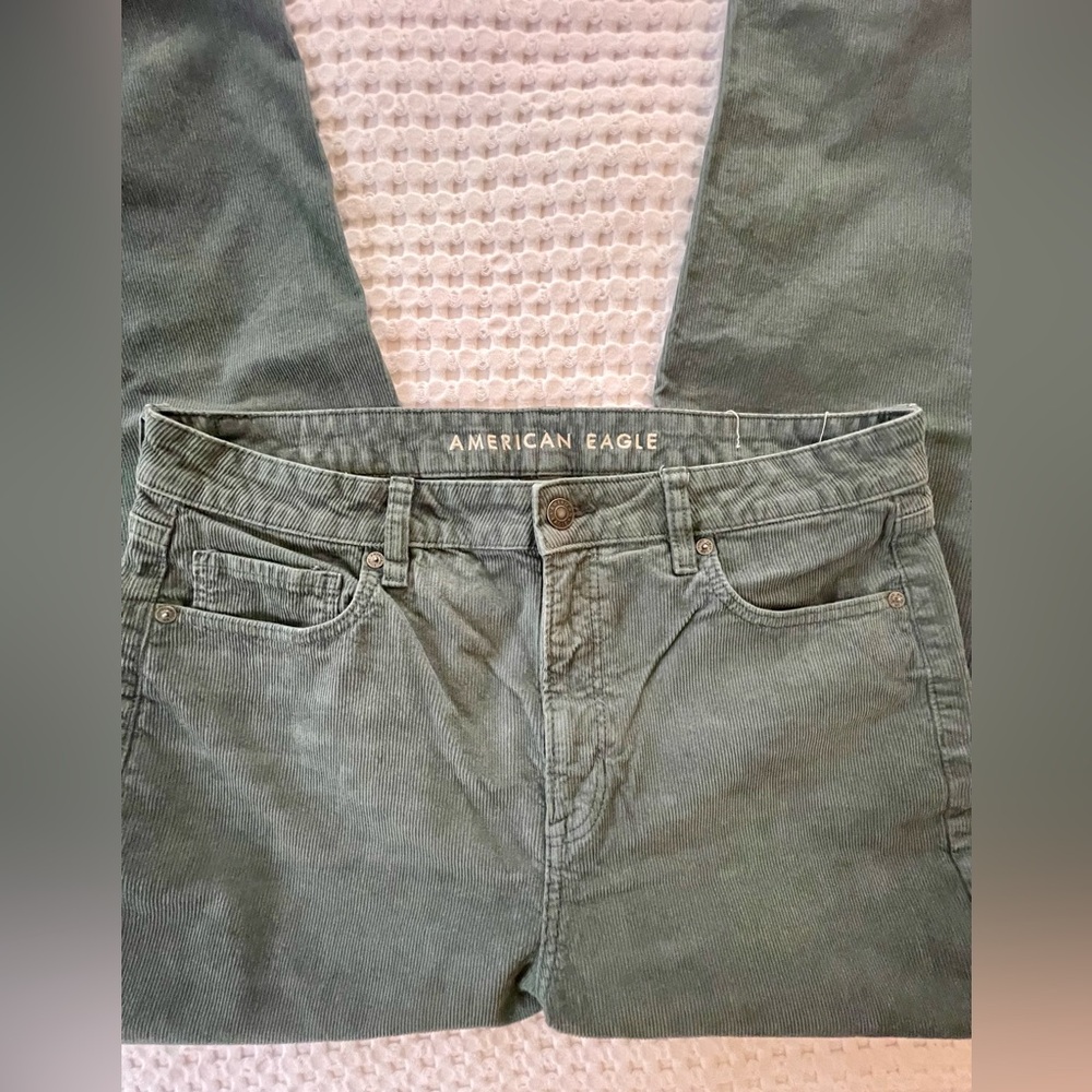 American Eagle Outfitters Stretch Mom Straight Corduroy Jeans Womens 14 Short